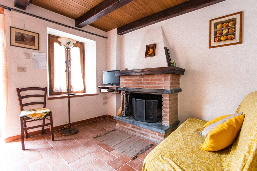 Agriturismo La Calamaia Gorfigliano Екстериор снимка